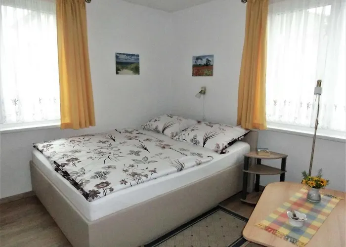 Familie Trieglaff Mit Carport Und Wlan